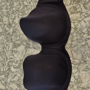 Modern Movement Black Strapless molded cup Bra size 40C